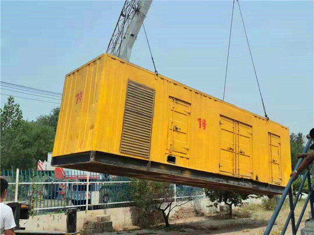 万宁300KW柴油发电机组油耗是多少？